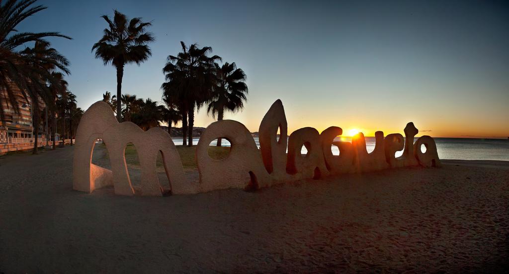 Enjoy Apart Centro Y Playa Victoria Malaga Bagian luar foto